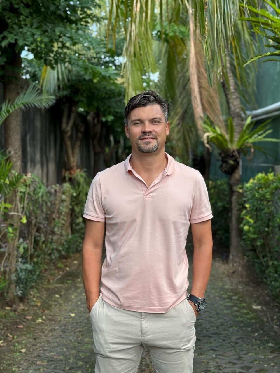 Greg, Head of Sales